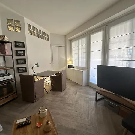Casa Manuela * מונצה