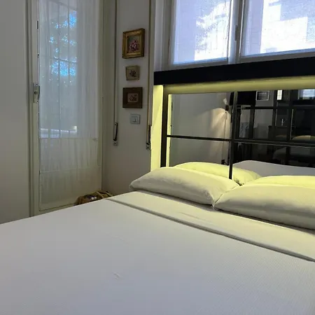 Casa Manuela Monza
